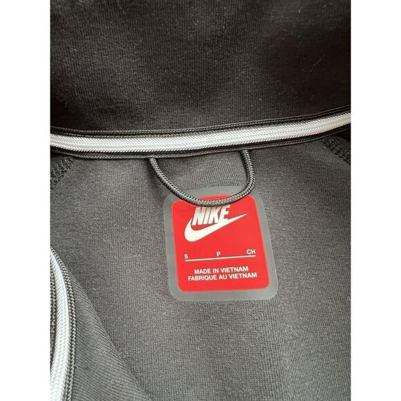 Nike Sportswear Tech Fleece Men's 1/2-Zip Sweatshirt Black NWT FB7998-010 Small - Picture 5 of 8